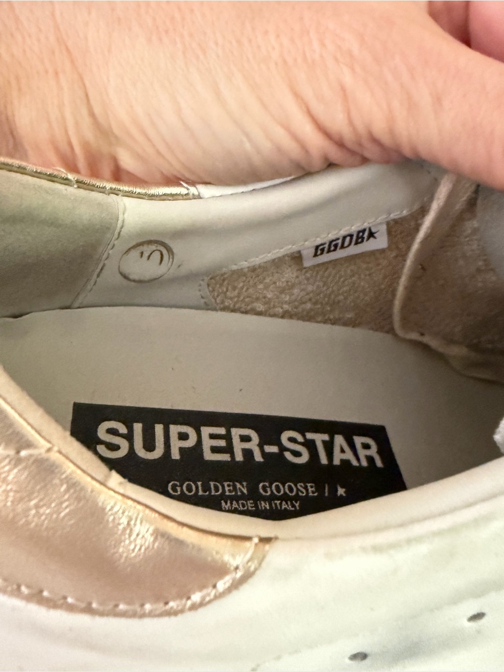 Golden Goose White and Gold Super-Star Sneaker Sz 10 - Picture 9 of 9